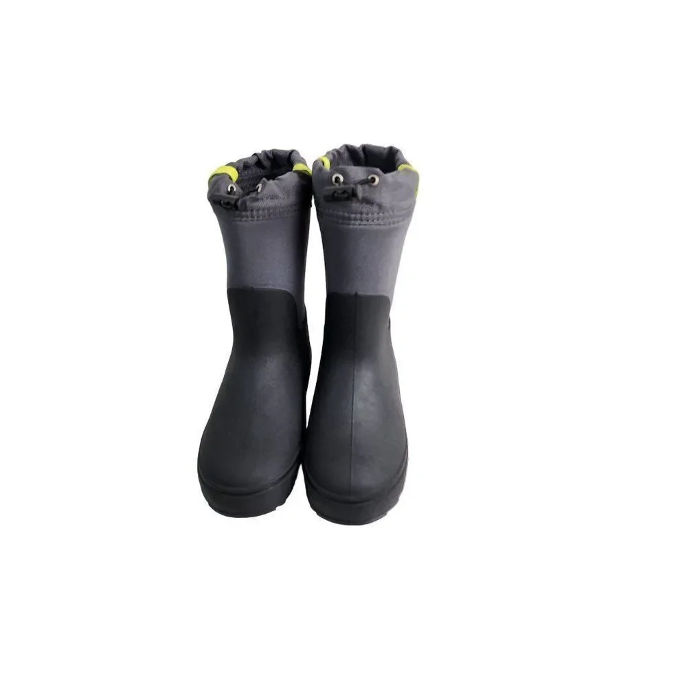 Cat & Jack Size 2 Grey Snow Boots, NEW